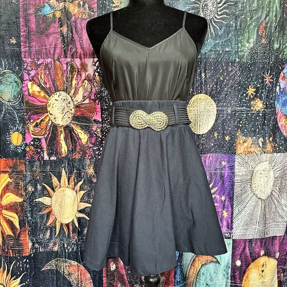 Vintage 1980’s Double Take Flare Mini Skater Skirt. High Waisted. Belt. Medium.